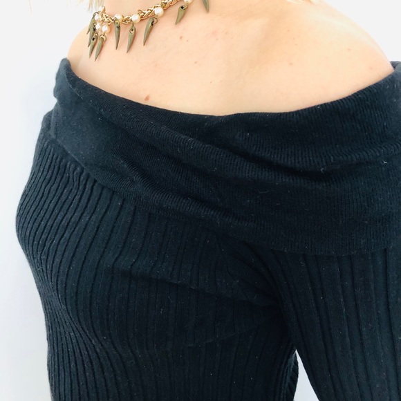 Off shoulder black knit ribbed top with fold over detail at the top - Picture 2 of 3
